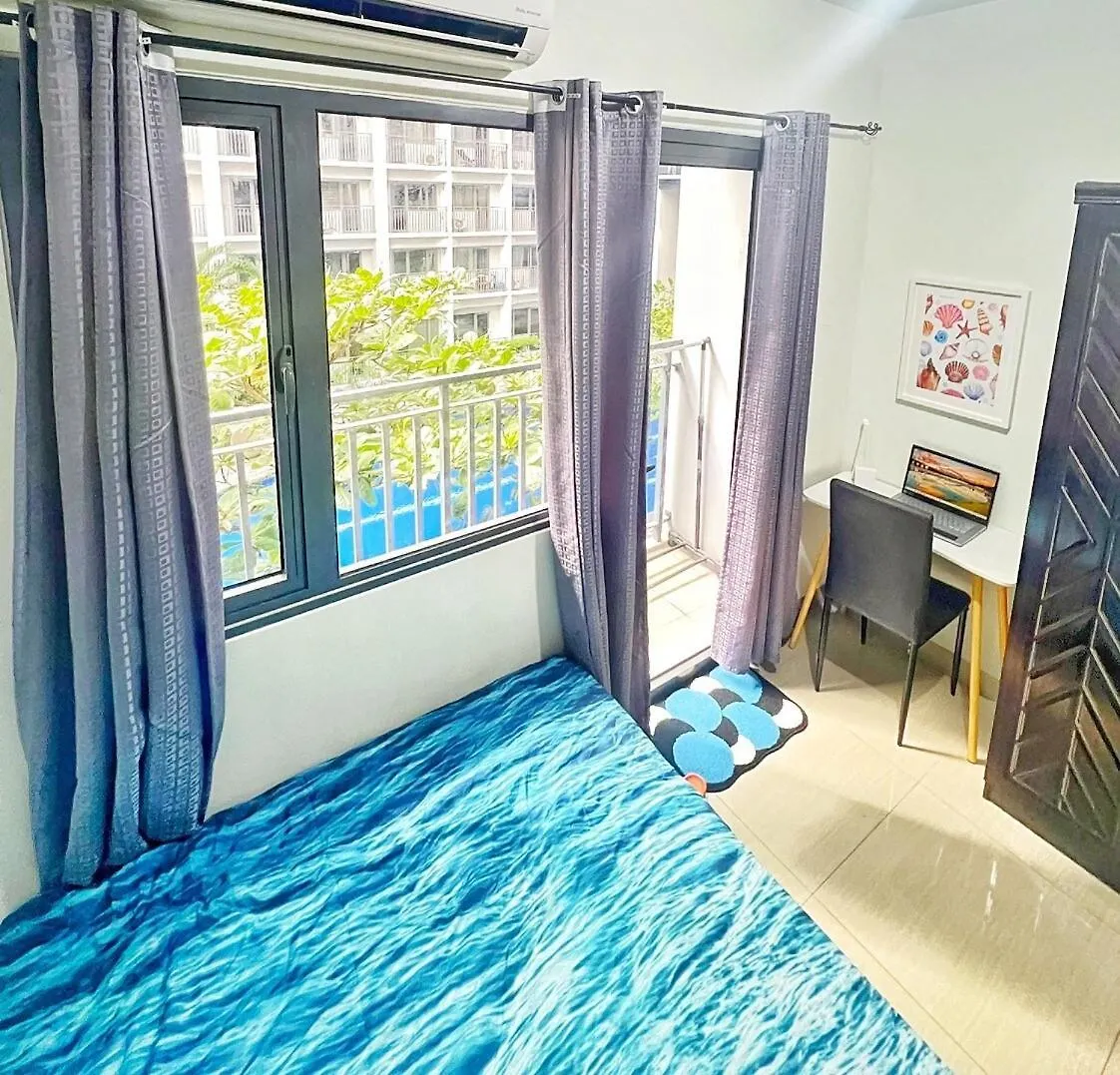 מנילה Shore 2 Condo Pool View Beach Vibes Near Sm Moa דירה