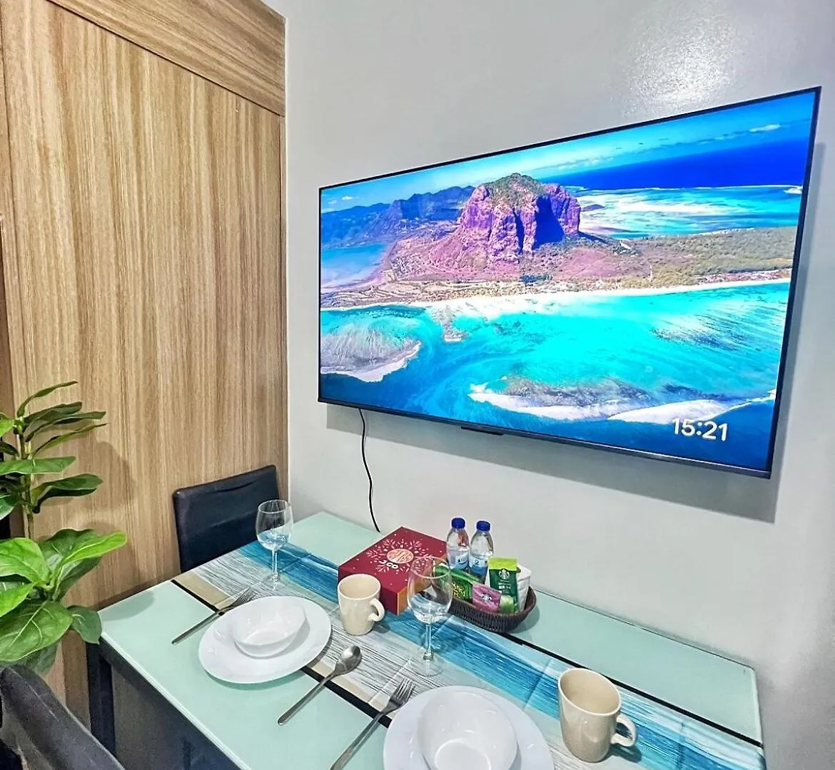 מנילה Shore 2 Condo Pool View Beach Vibes Near Sm Moa
